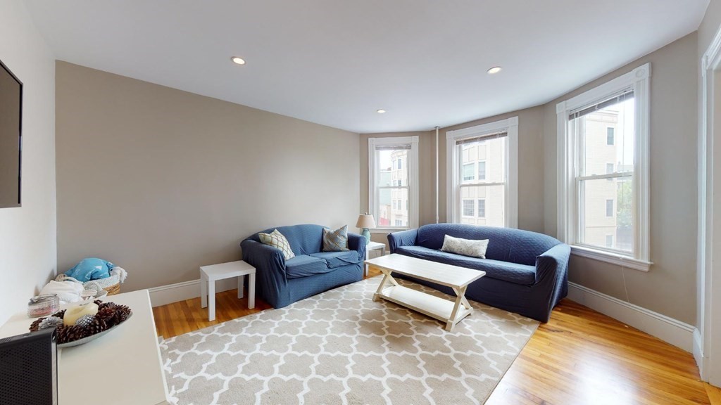 38 Vinton Street, Unit 2 Boston, MA 02127 - Photo 4 of 15