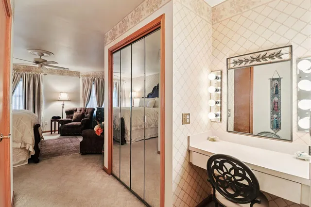 $346,000 | 1923 Schomer Court, Unit 1923, Aurora, IL 60505