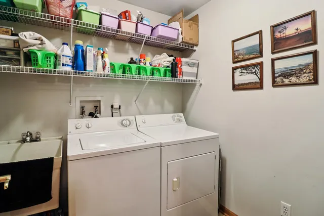 $346,000 | 1923 Schomer Court, Unit 1923, Aurora, IL 60505