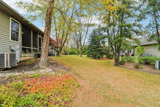 $346,000 | 1923 Schomer Court, Unit 1923, Aurora, IL 60505