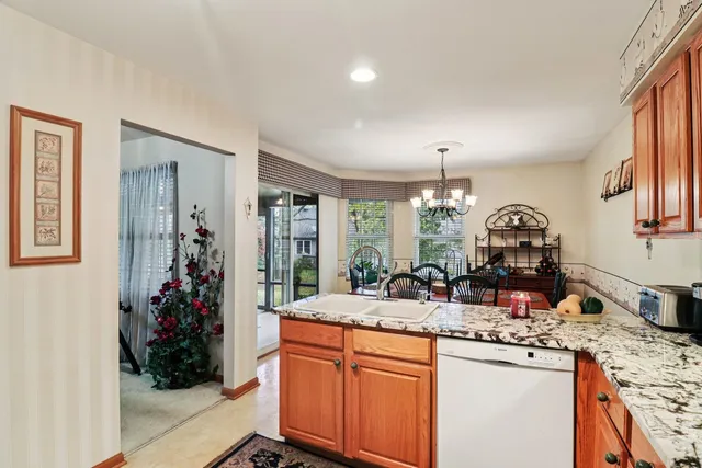 $346,000 | 1923 Schomer Court, Unit 1923, Aurora, IL 60505