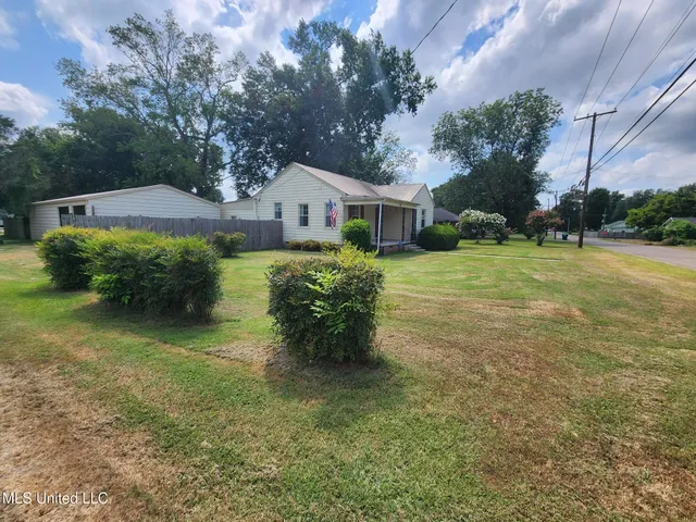$77,900 | 301 Hopson Street, Tutwiler, MS 38963