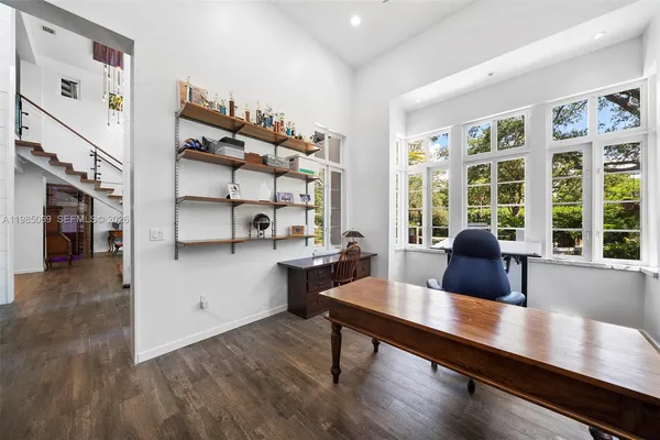 $6,695,000 | 6700 Southwest 132nd Street, Pinecrest, FL 33156