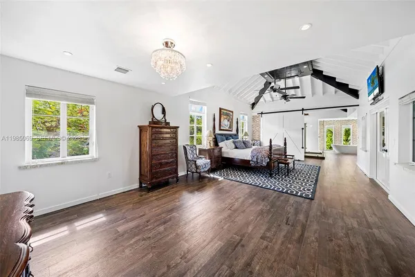 $6,695,000 | 6700 Southwest 132nd Street, Pinecrest, FL 33156