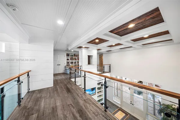 $6,695,000 | 6700 Southwest 132nd Street, Pinecrest, FL 33156