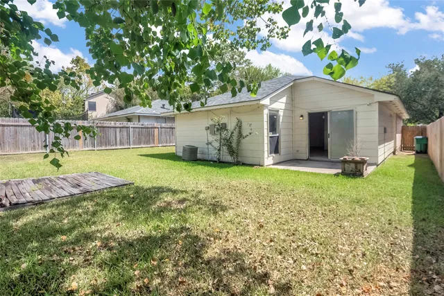 $1,500 | 5211 Lynngate Drive, Spring, TX 77373