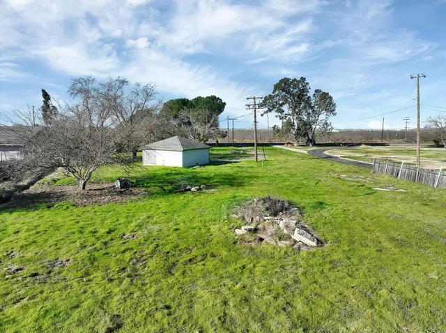 $265,000 | 3093 Feather River Boulevard, Olivehurst, CA 95961