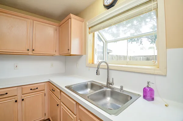 $310,000 | 15018 Moss Boulder Court, Houston, TX 77084