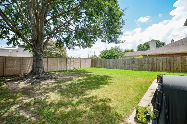 $310,000 | 15018 Moss Boulder Court, Houston, TX 77084