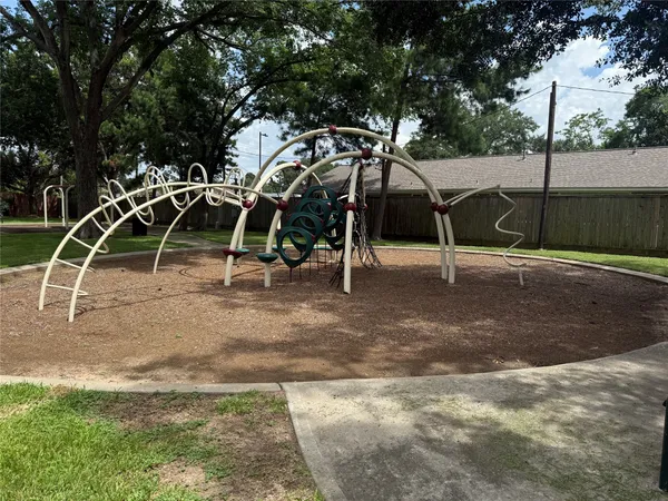 $310,000 | 15018 Moss Boulder Court, Houston, TX 77084