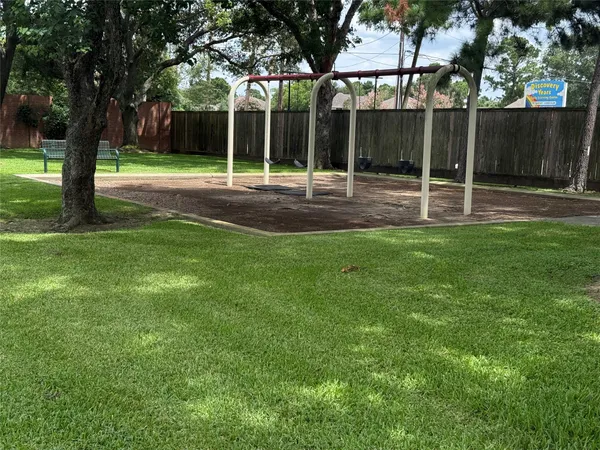 $310,000 | 15018 Moss Boulder Court, Houston, TX 77084