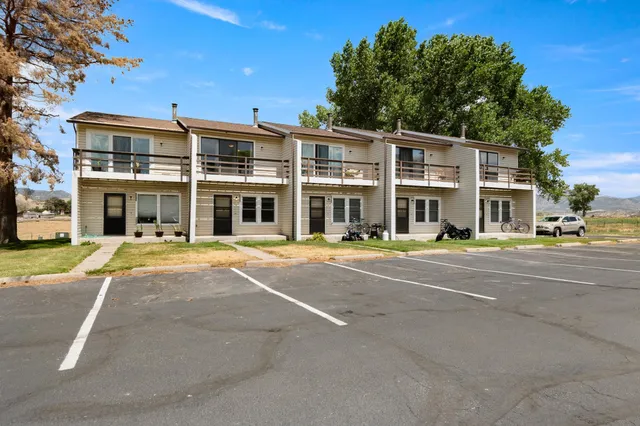 $309,900 | 1008 Wamsley Way, Rifle, CO 81650