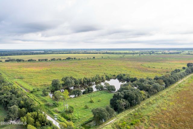 $1,388,046 | 0 West W Highway, Unit LOT 2, Abbeville, LA 70510