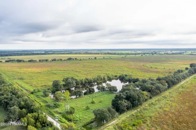 $1,388,046 | 0 West W Highway, Unit LOT 2, Abbeville, LA 70510