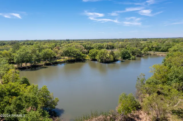 $1,388,046 | 0 West W Highway, Unit LOT 2, Abbeville, LA 70510