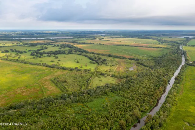 $1,388,046 | 0 West W Highway, Unit LOT 2, Abbeville, LA 70510