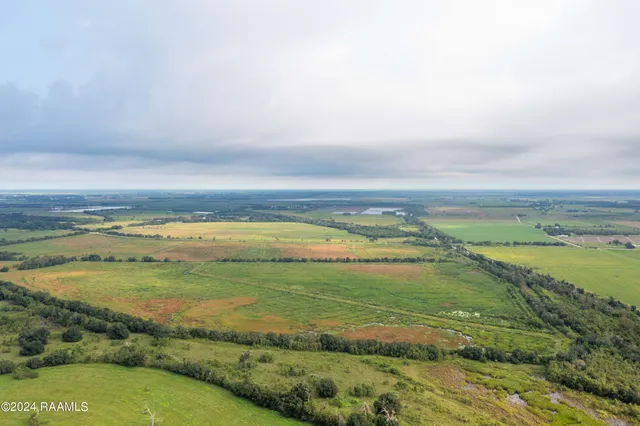 $1,388,046 | 0 West W Highway, Unit LOT 2, Abbeville, LA 70510