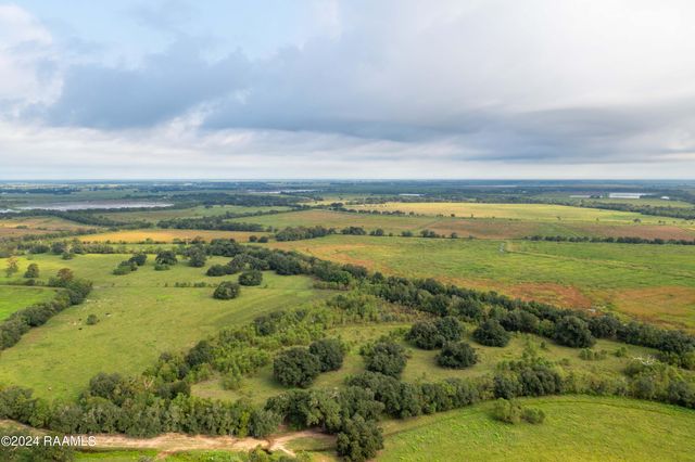 $1,388,046 | 0 West W Highway, Unit LOT 2, Abbeville, LA 70510