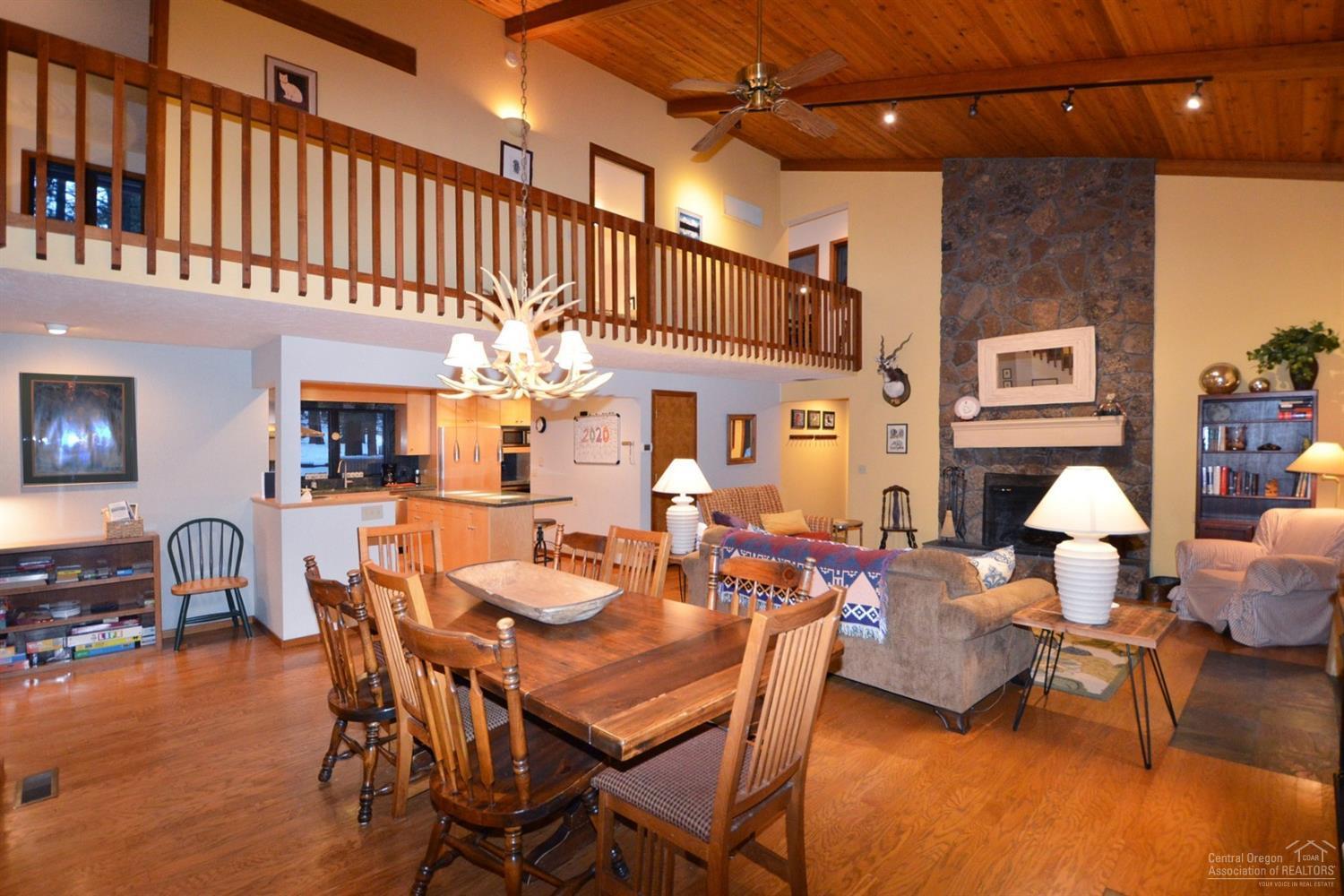 13627 Shad Bush, Unit RR39 Black Butte Ranch, OR 97759 - Photo 5 of 25 Additional Photo