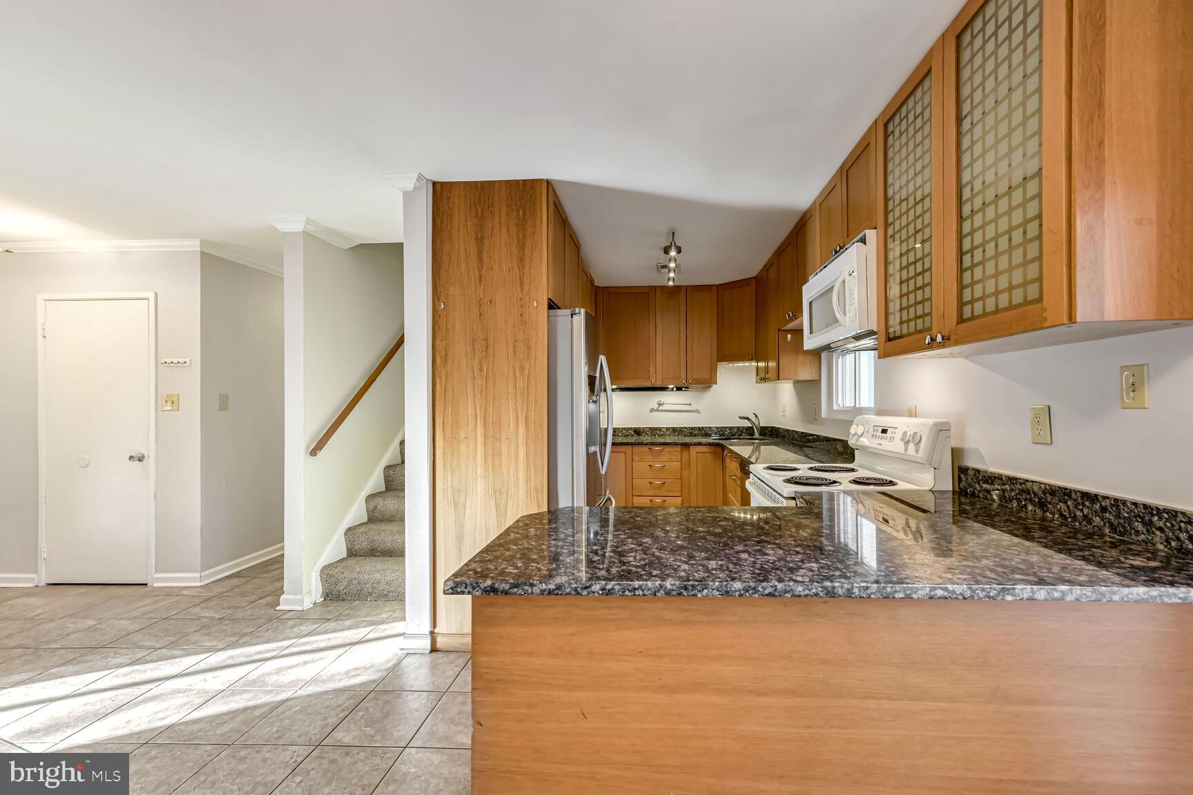 11306 Geddys Court Reston, VA 20191 - Photo 13 of 32
