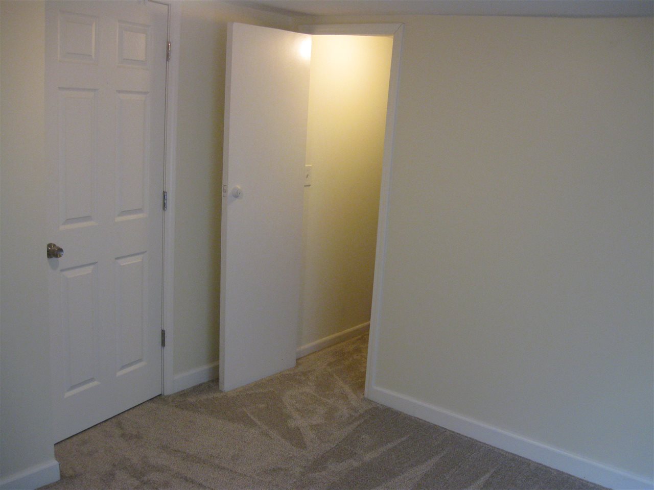 25925 South River Road Harrison Township, MI 48045 - Photo 34 of 44 31349318-33.JPG