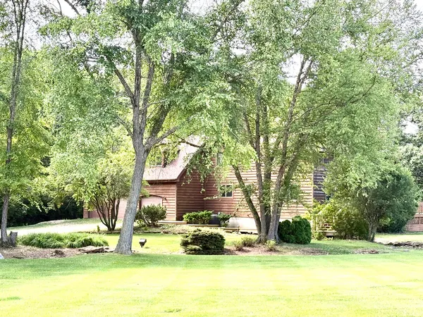 $395,000 | 821 Bernal Court, Spring Valley, IL 61362