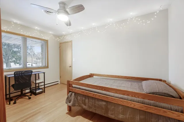 $600,000 | 878 Parkside Avenue, Elmhurst, IL 60126