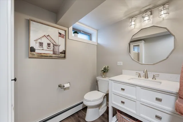 $600,000 | 878 Parkside Avenue, Elmhurst, IL 60126