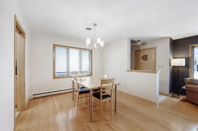 $600,000 | 878 Parkside Avenue, Elmhurst, IL 60126