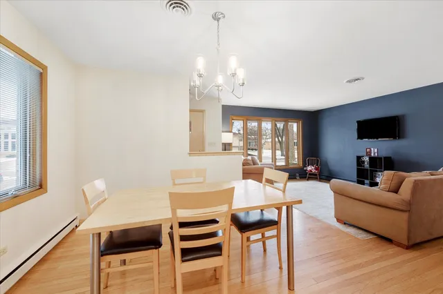 $600,000 | 878 Parkside Avenue, Elmhurst, IL 60126