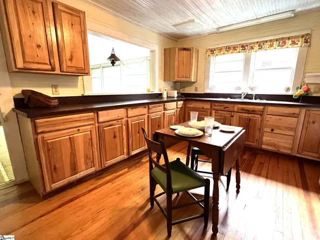 $199,900 | 306 Rocky Bottom Road, Sunset, SC 29685