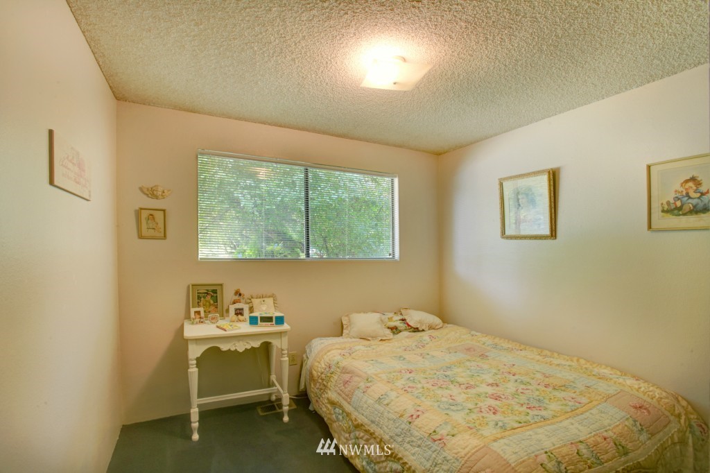 20921 9th Avenue Southeast Bothell, WA 98021 - Photo 11 of 23