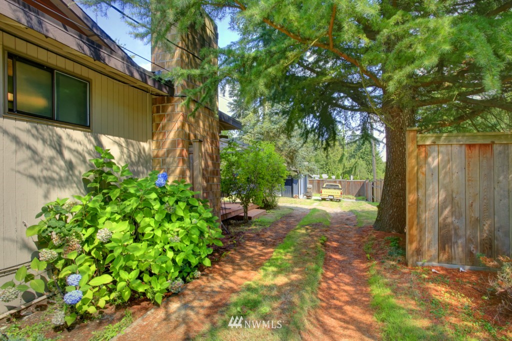 20921 9th Avenue Southeast Bothell, WA 98021 - Photo 21 of 23
