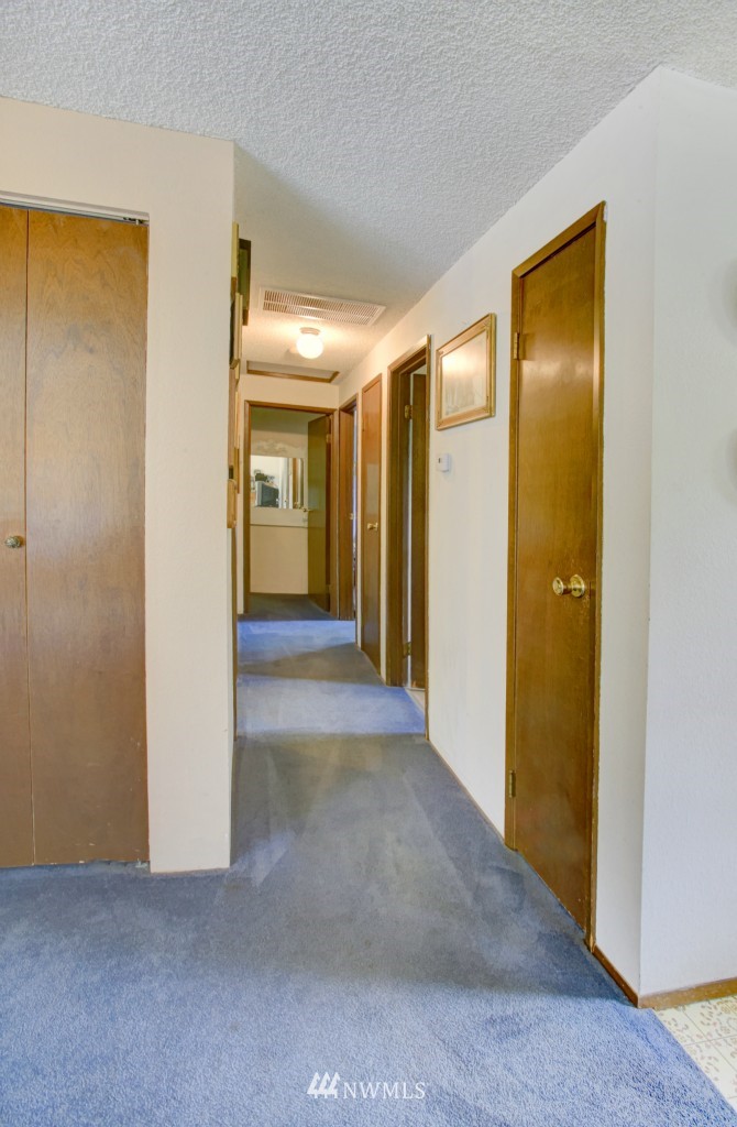 20921 9th Avenue Southeast Bothell, WA 98021 - Photo 22 of 23