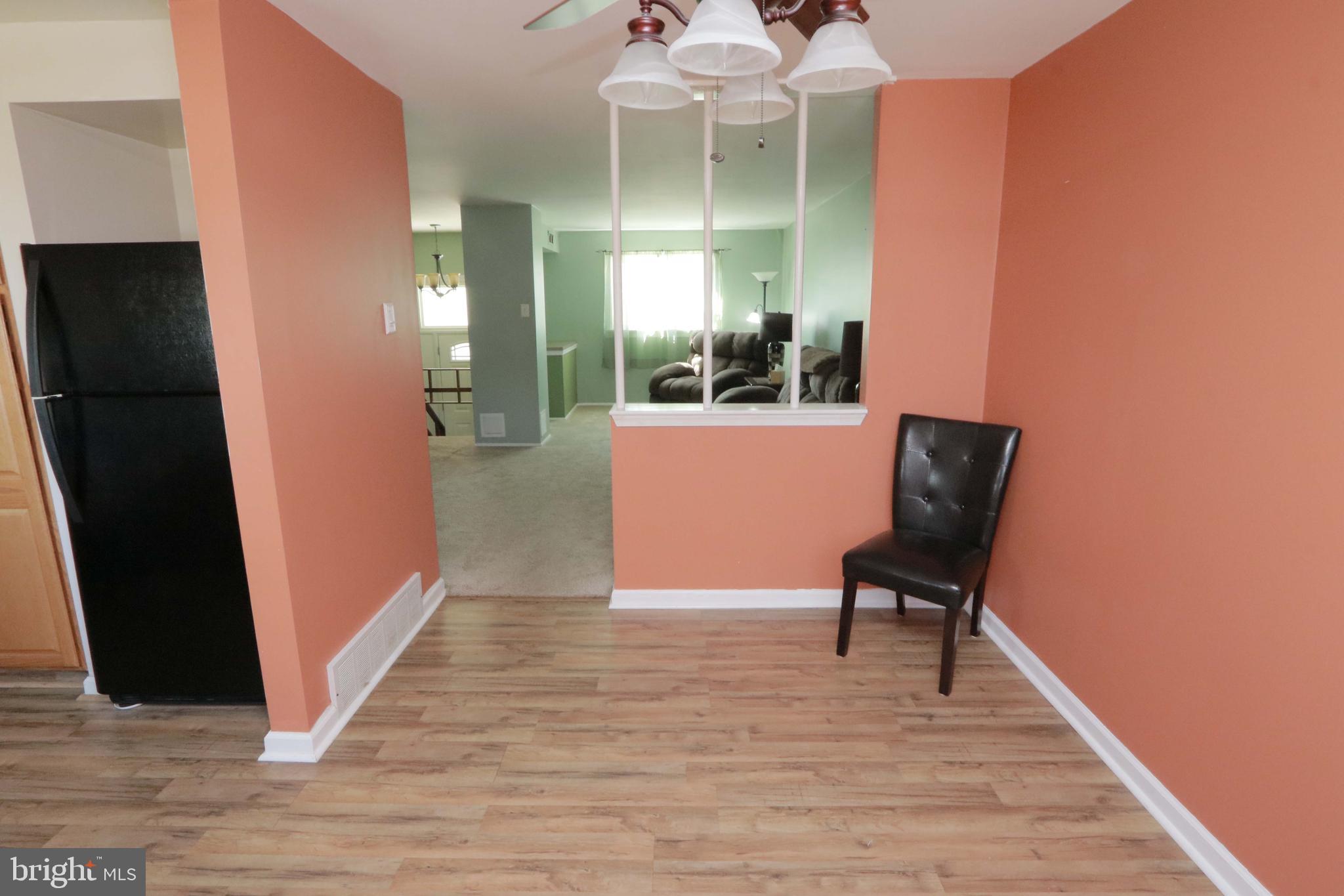 12159 Aster Road Philadelphia, PA 19154 - Photo 7 of 33 Gallery Image 7