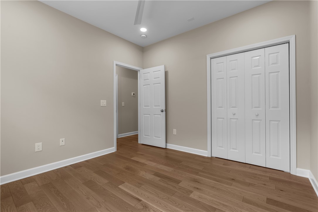 703 Nottingham Court Seneca, SC 29672 - Photo 29 of 39