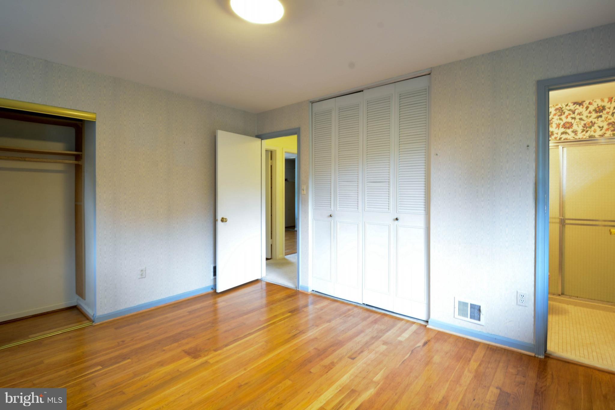 6912 Vancouver Road Springfield, VA 22152 - Photo 14 of 30 Bedroom (Master)