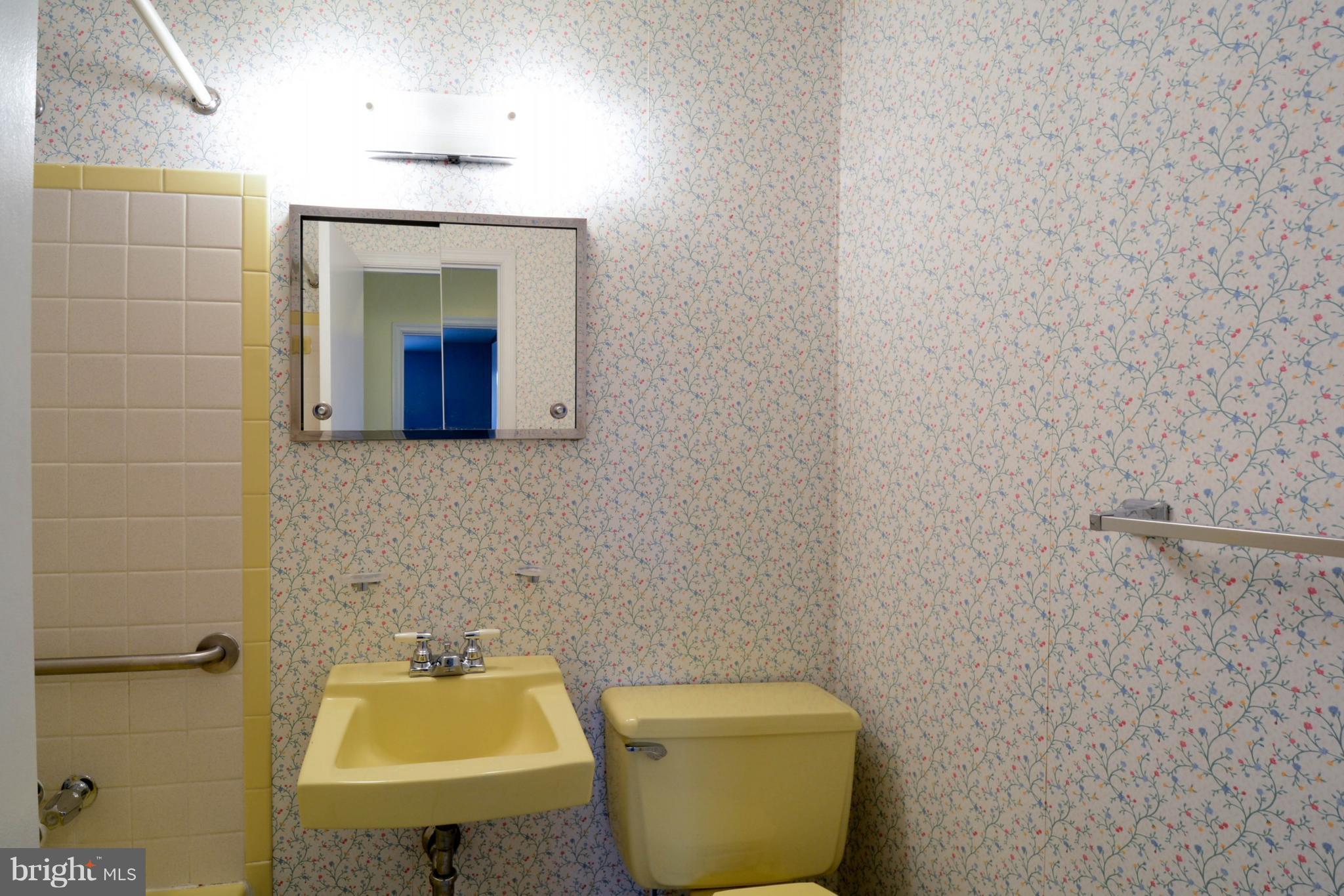 6912 Vancouver Road Springfield, VA 22152 - Photo 21 of 30 Bath