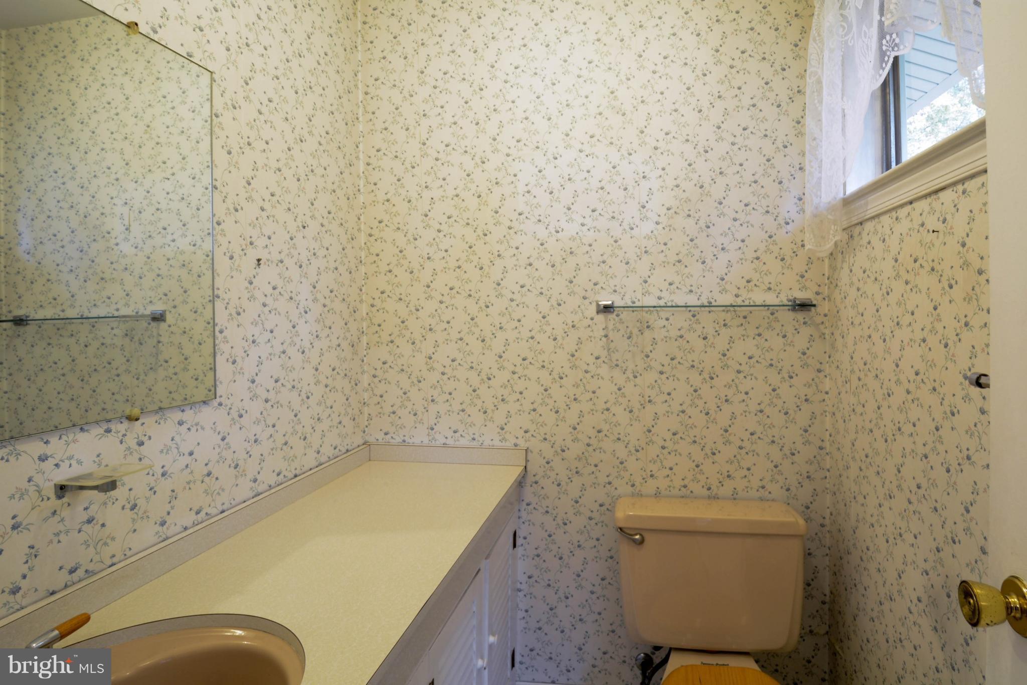 6912 Vancouver Road Springfield, VA 22152 - Photo 22 of 30 Bath