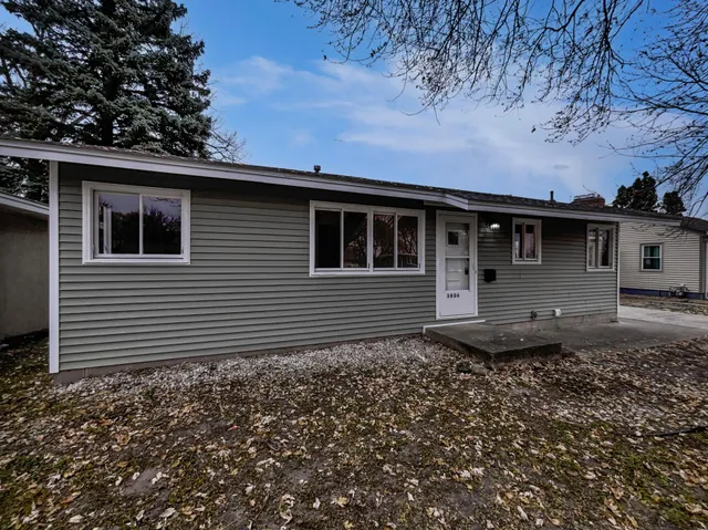 $318,000 | 3806 Hampshire Avenue North, Crystal, MN 55427