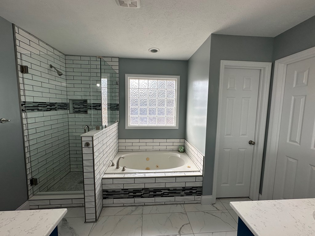 4942 Cedar Ridge Court Columbus, GA 31909 - Photo 27 of 57 Main bathroom!