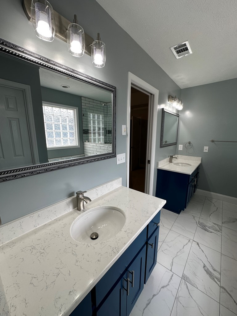 4942 Cedar Ridge Court Columbus, GA 31909 - Photo 30 of 57 Main bathroom