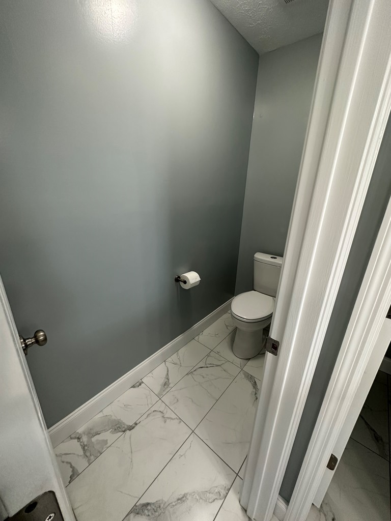 4942 Cedar Ridge Court Columbus, GA 31909 - Photo 33 of 57 Main bathroom