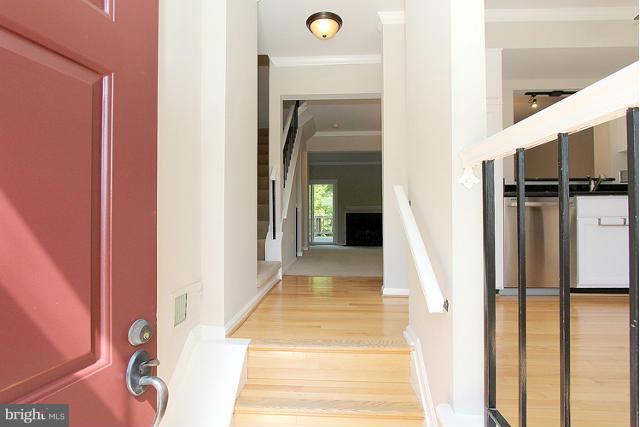 8487 Springfield Oaks Drive Springfield, VA 22153 - Photo 2 of 30 Entrance