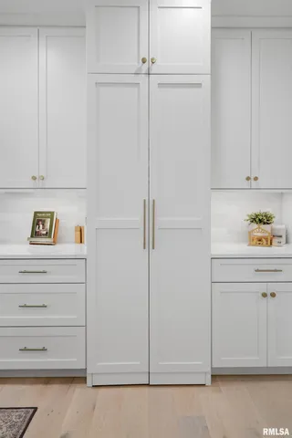 $799,900 | 201 Royal Point Court, Pekin, IL 61554