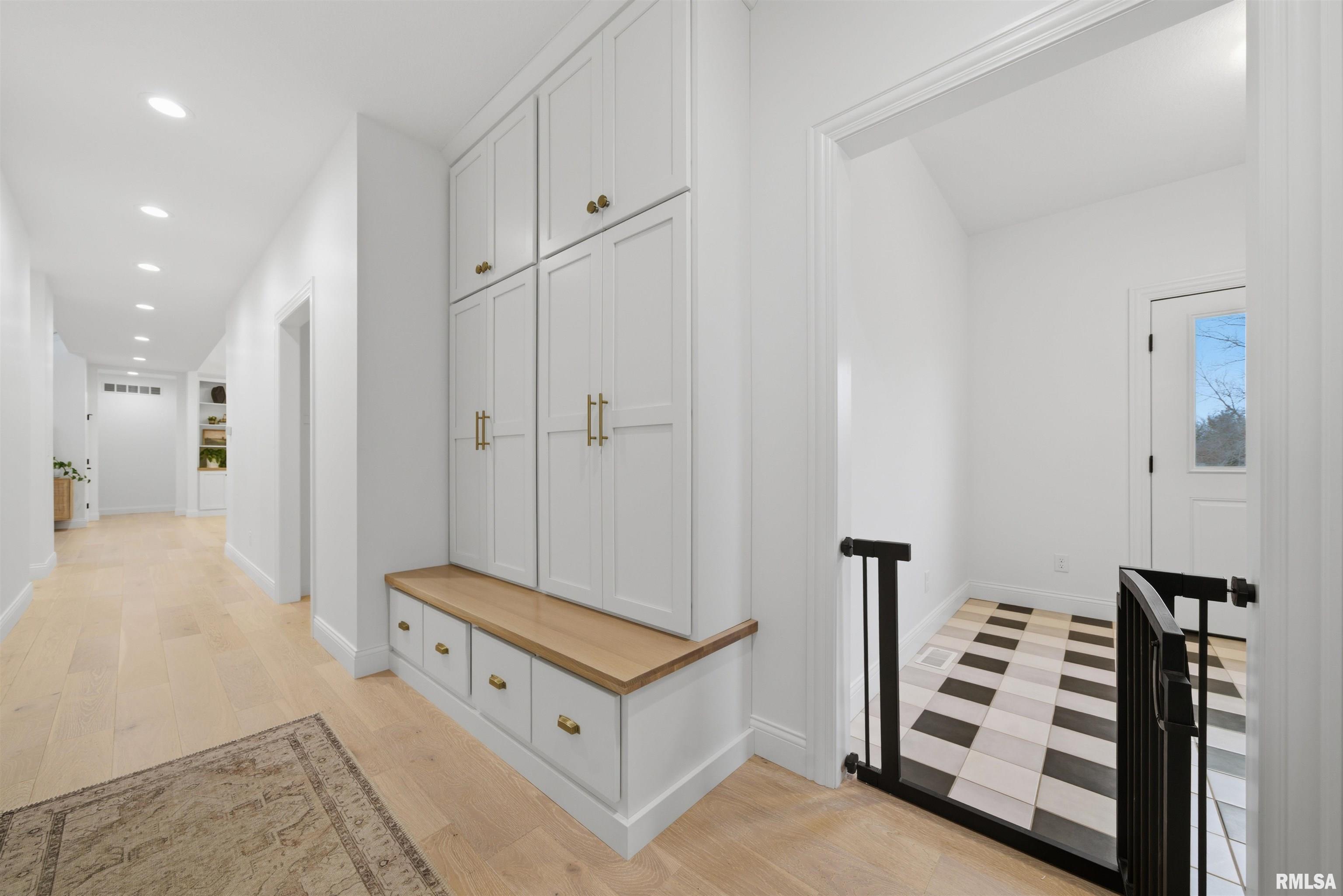 201 Royal Point Court Pekin, IL 61554 - Photo 30 of 56