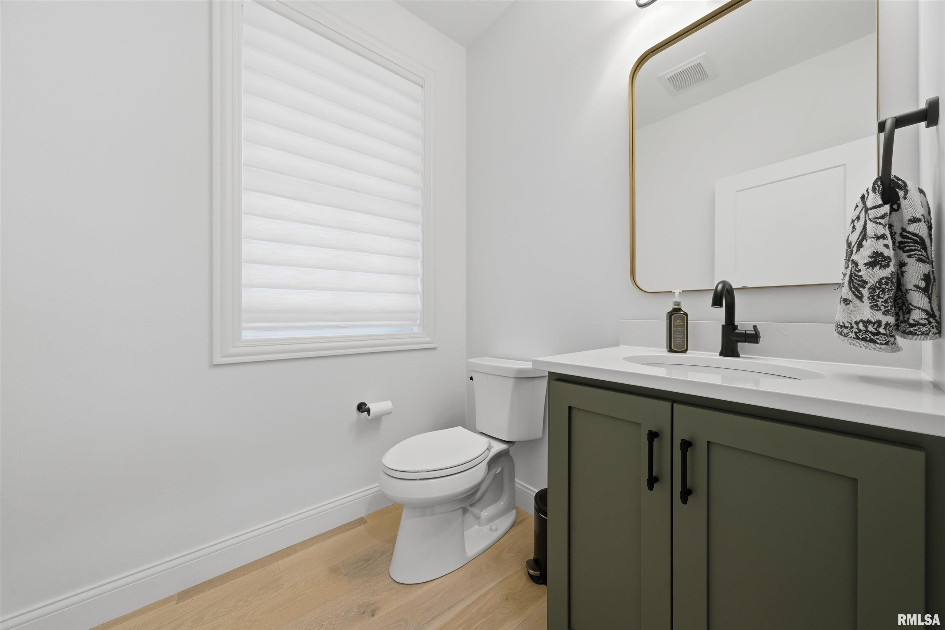 201 Royal Point Court Pekin, IL 61554 - Photo 32 of 56