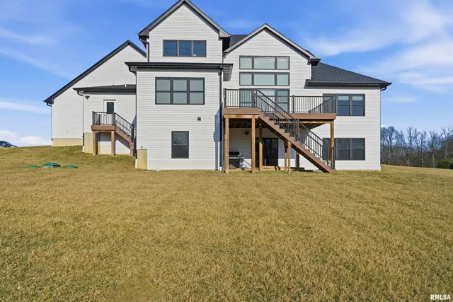 $799,900 | 201 Royal Point Court, Pekin, IL 61554