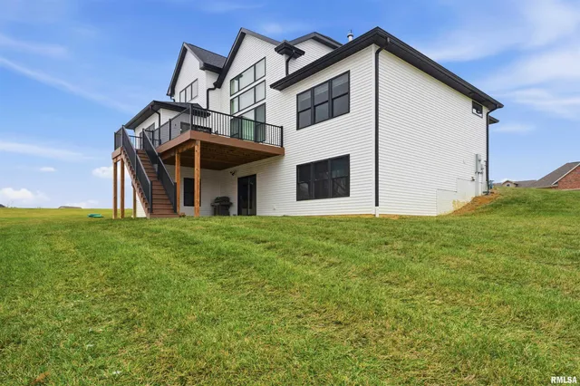 $799,900 | 201 Royal Point Court, Pekin, IL 61554