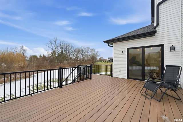 $799,900 | 201 Royal Point Court, Pekin, IL 61554